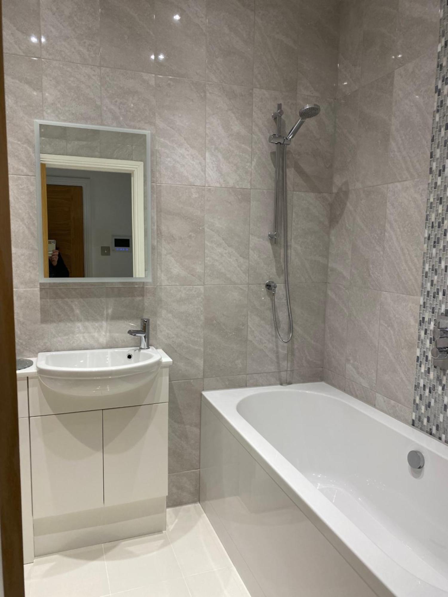 From The Balcony, Ensuite And Private Parking * Portsmouth