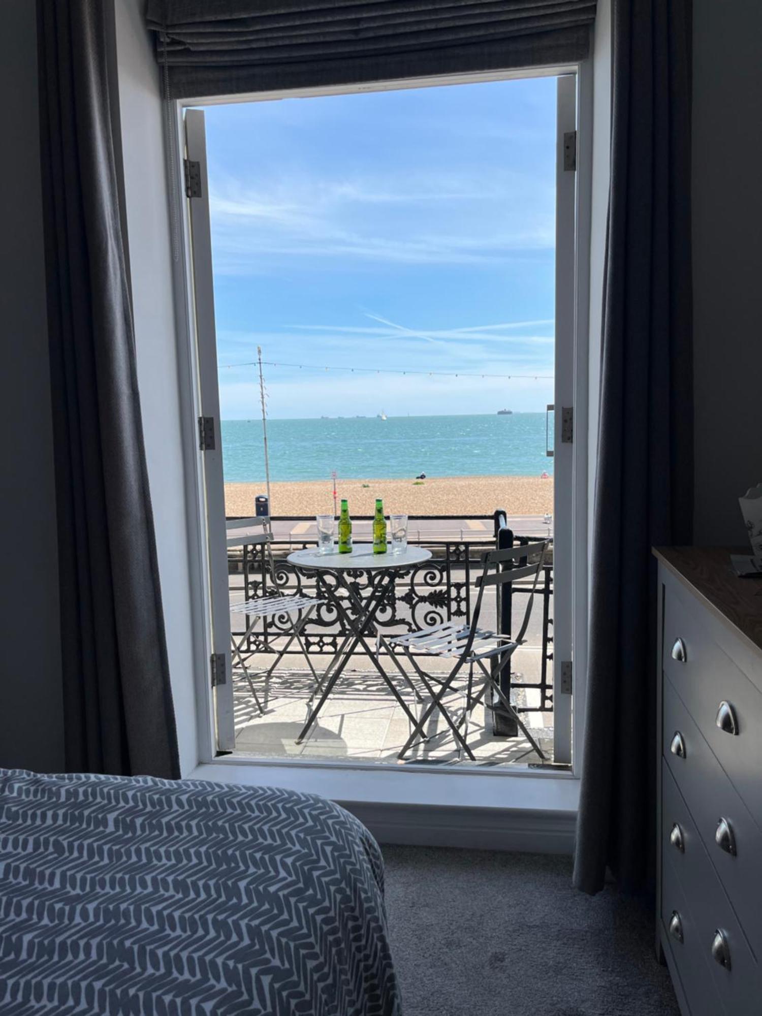 From The Balcony, Ensuite And Private Parking * Portsmouth